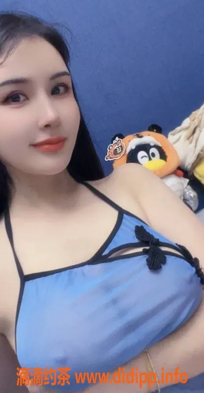 深圳楼凤-龙华柔柔，千元大胸御姐，夜3500可包
