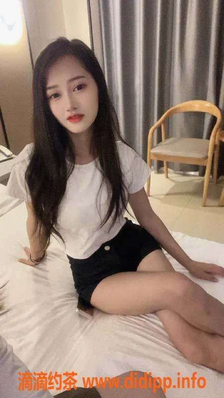 深圳楼凤-深圳南山小不点，900元起，超粉嫩大胸嫩妹服务