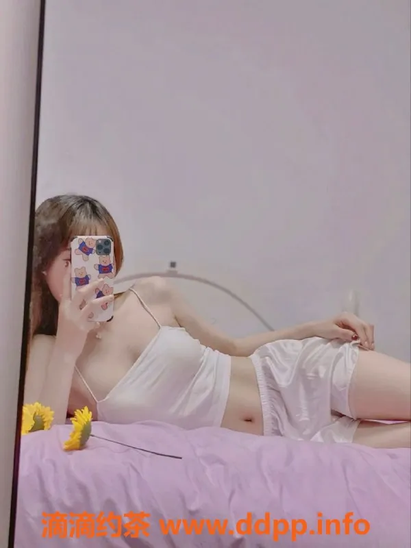 上海楼凤资源信息,闵行小奶瓶，162cm嫩妹只需700元起