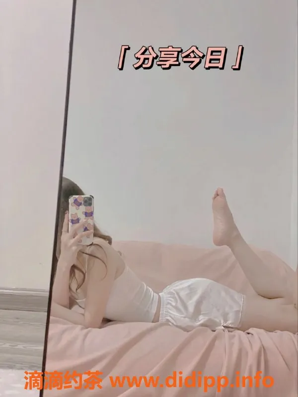 上海楼凤-闵行小奶瓶，162cm嫩妹只需700元起