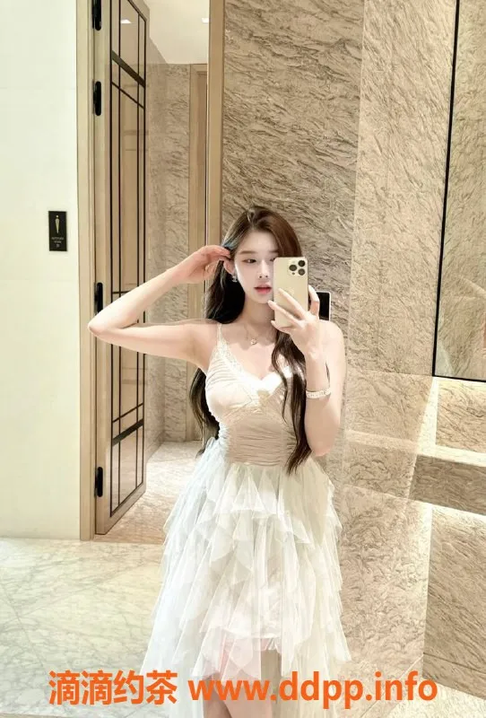 深圳楼凤-深圳南山伊菲 24岁 168cm 49kg 千元档激情服务