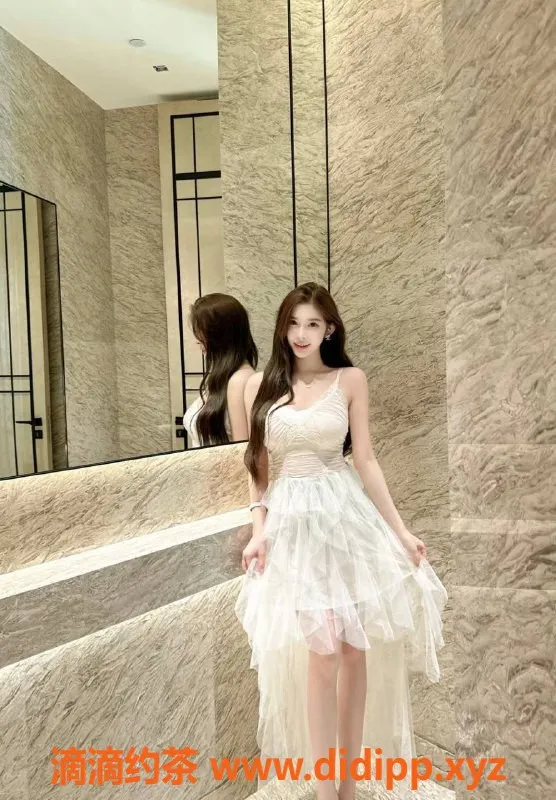 深圳楼凤-深圳南山伊菲 24岁 168cm 49kg 千元档激情服务