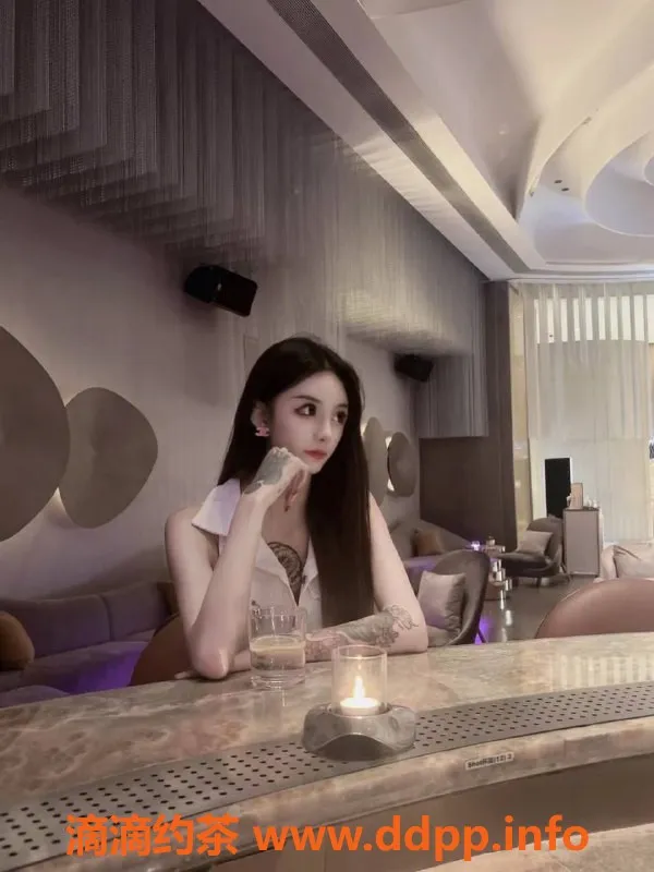 成都楼凤-高新区御姐舒舒，颜值与服务兼备
