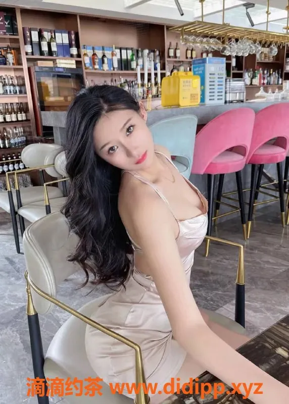 郑州楼凤-晶晶，年龄轻盈，价格实惠，服务体验佳