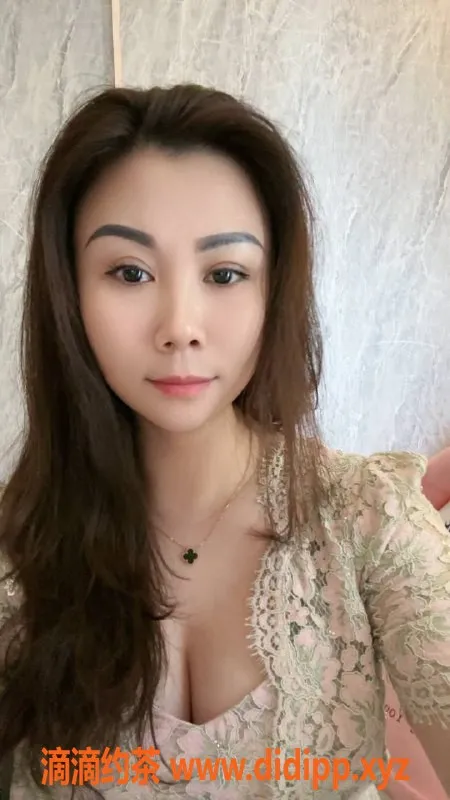 广州楼凤-天河冰宁，800元少妇，69p服务等你来体验