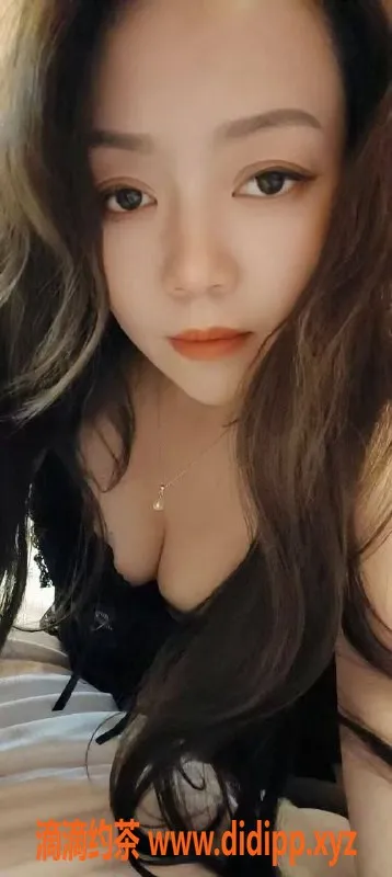 长沙楼凤-开福区魅颖，160cm C杯，28岁莞式精品服务