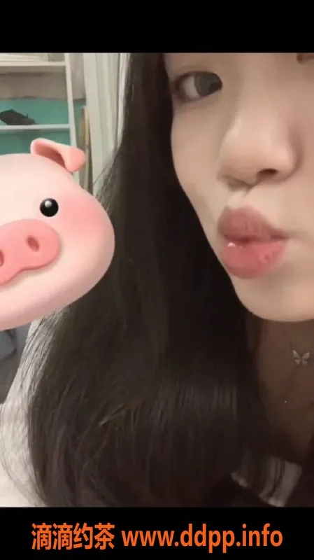 成都楼凤-春熙路旁18岁饼饼，身材精致可爱服务好！