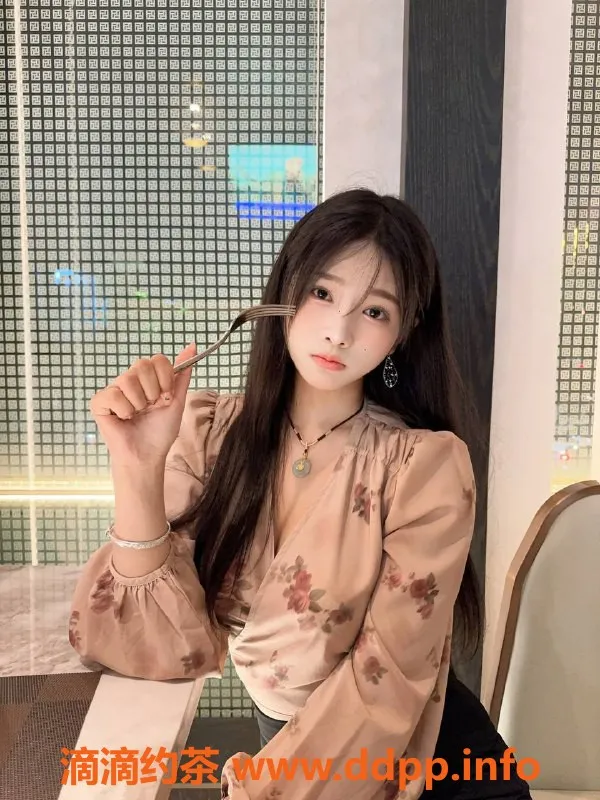 厦门楼凤-厦门思明区幼幼，颜值出众，电报老师等你来约！