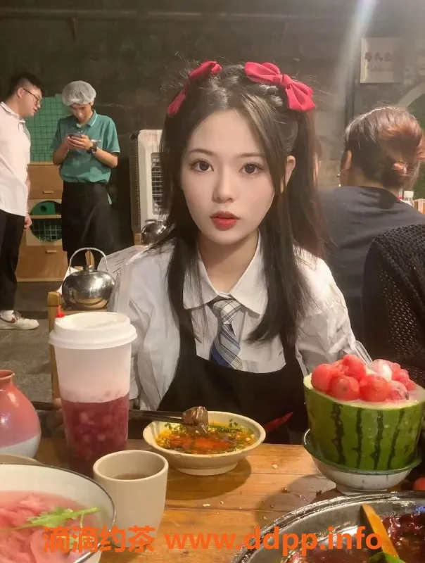 上海楼凤资源信息,普陀周佳雨，身高165，胸D，1300P起