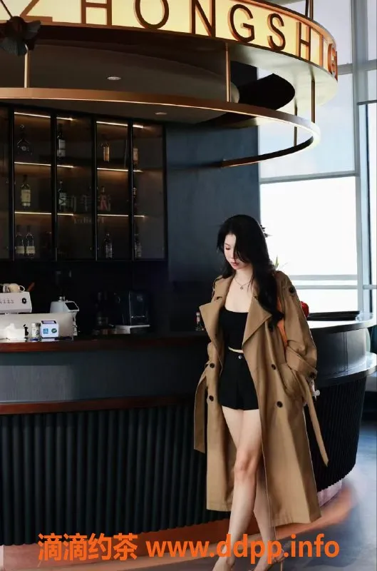 成都楼凤-成都20岁怡妹，171cm匀称身材，服务优质