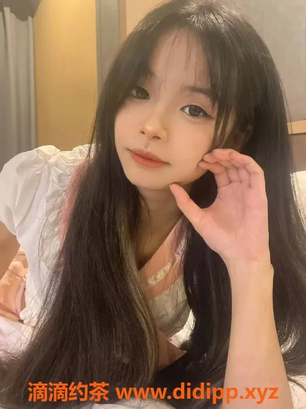 成都楼凤-成华区思琪嫩妹，课时费6p，专享服务等你来！