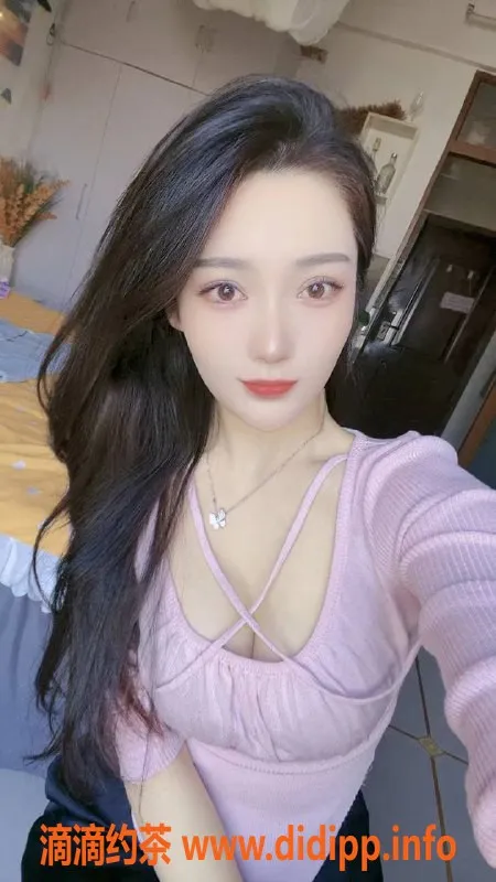 上海楼凤-松江君君，身高160cm，C罩杯，800起体验