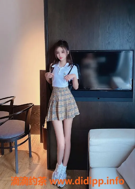 上海楼凤-上海徐汇沫沫，165cm、47kg的温柔美少女