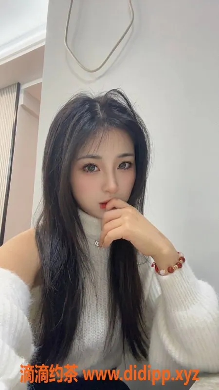 杭州楼凤-上城嫩妹苏瑶，性价比超高包夜服务