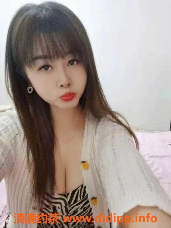 广州楼凤资源信息,海珠少妇佳佳，30岁，166cm，性感胸围36C