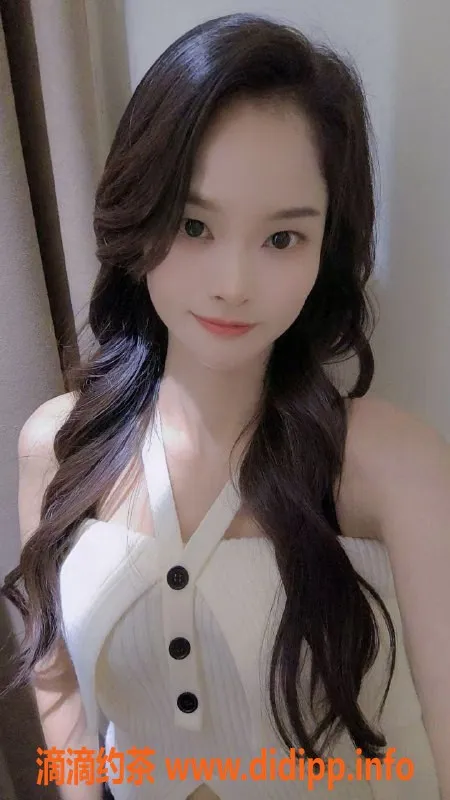 广州楼凤资源信息,番禺垚垚 600起 洗吹做服务验证女孩