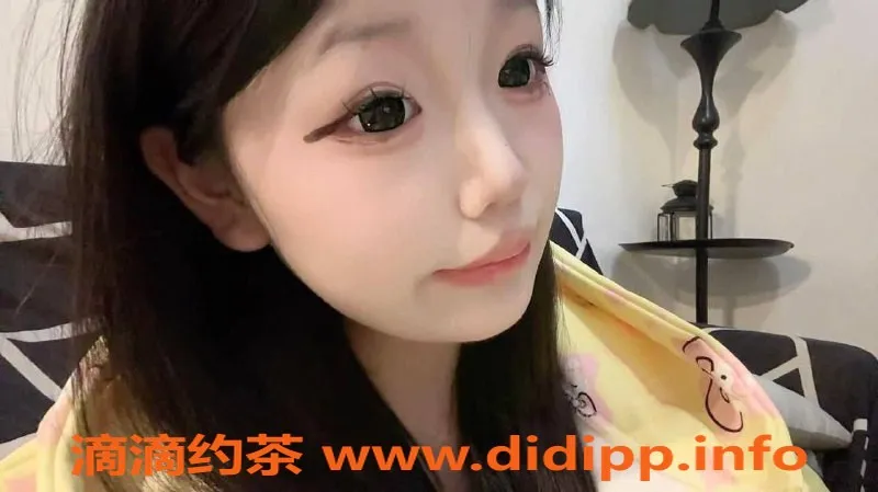 南京楼凤-鼓楼区18岁鱼鱼，身高162，800元服务