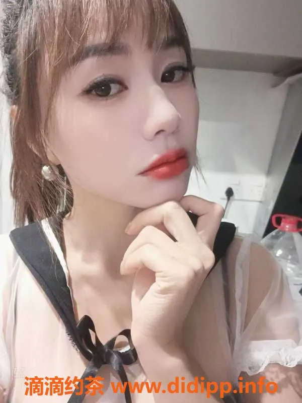 广州楼凤-天河风骚幸子，26岁，163cm，400元40分钟