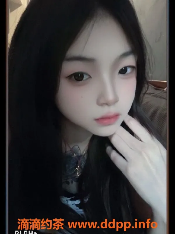 成都楼凤-成华区小艺18岁排骨妹 身材纤细口技一流