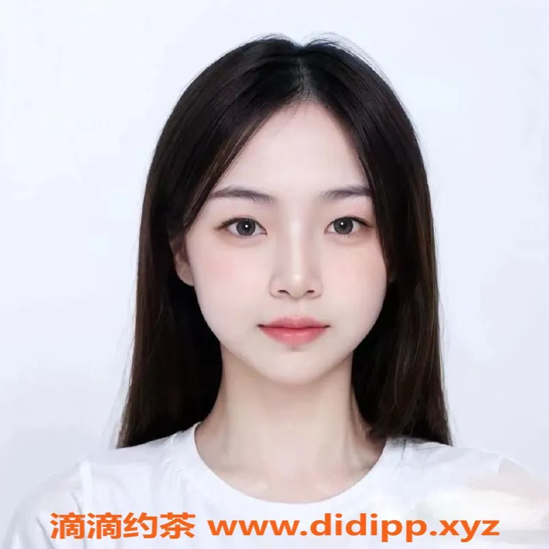 成都楼凤-成华区小艺18岁排骨妹 身材纤细口技一流