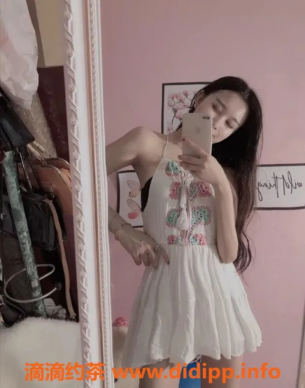 上海楼凤资源信息,宝山区顶级服务小初心，任你选择69式等项目