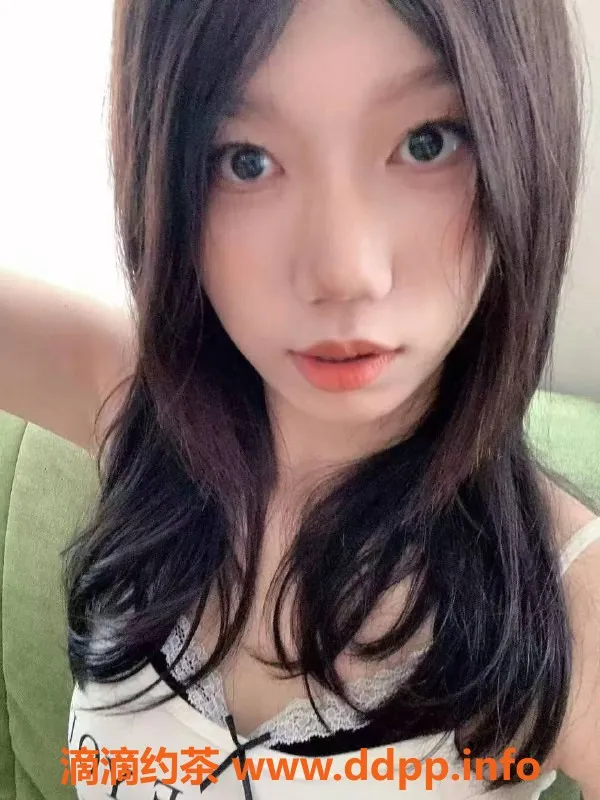 成都上门服务资源信息,成都19岁高挑嫩妹荷花，600元起包夜2400元