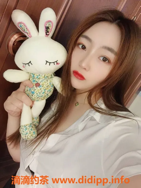 深圳楼凤-福田小敏，61斤，热情服务等你来体验