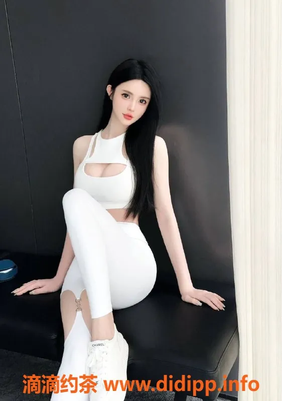 深圳楼凤-福田御姐安宁，长腿大胸，包夜仅需P2000