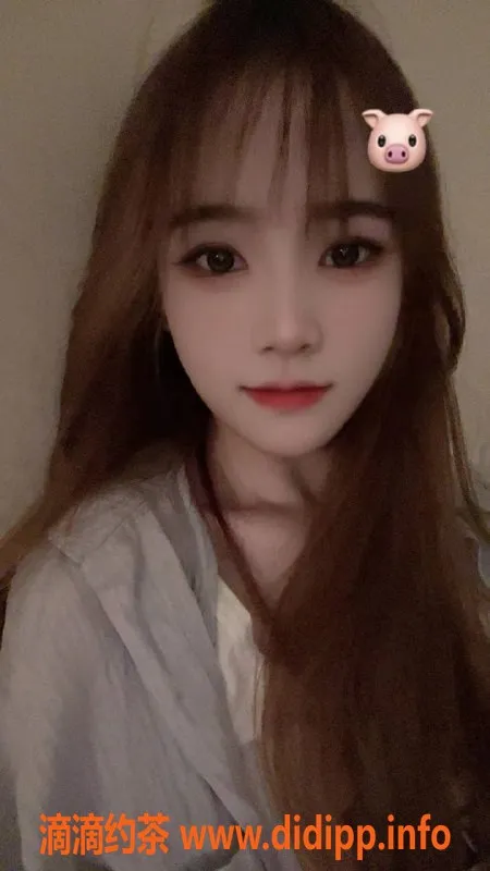 成都楼凤-19岁童童，娇小可爱，500元一次，服务超赞！