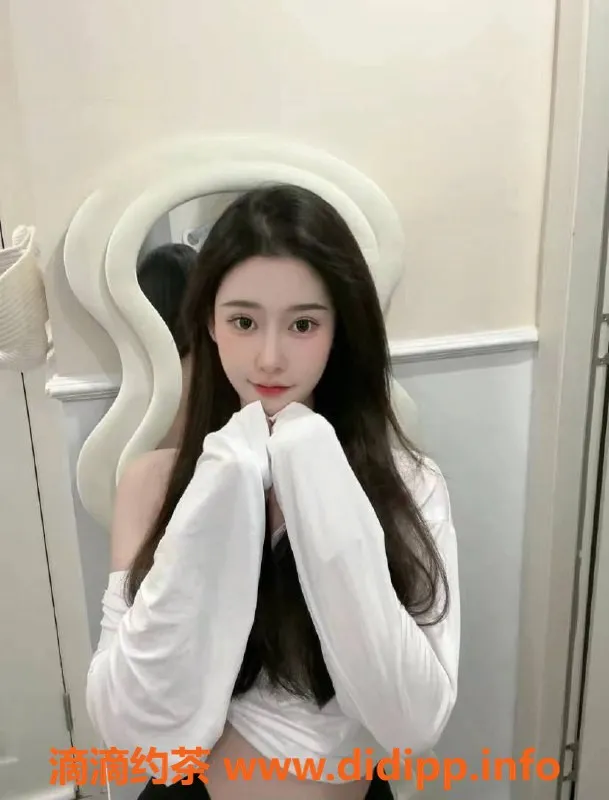 杭州楼凤资源信息,上城区叶子 24岁 169cm 49斤 胸围36C