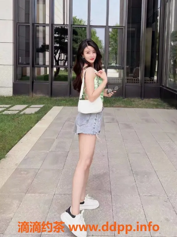 西安楼凤资源信息,果儿，25岁，170cm，98斤，36D，热情服务等你来体验