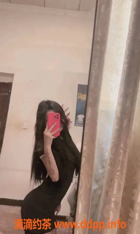 成都楼凤-武侯区小佳，嫩妹车服务，课时费7p