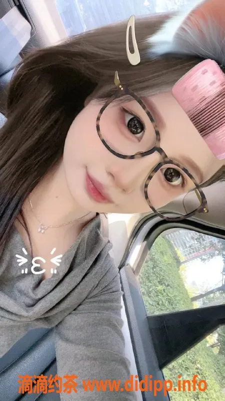 成都楼凤资源信息,武侯区小佳，嫩妹车服务，课时费7p