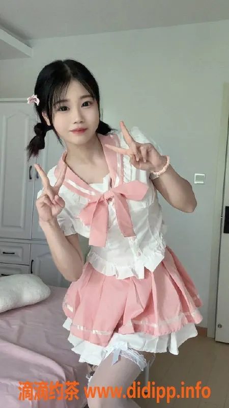 南京楼凤-秦淮区橘子，162cm，C罩杯，18岁，服务细腻