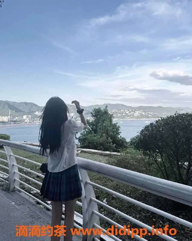 深圳楼凤-龙华萱萱，800元视频认证，超值享受！