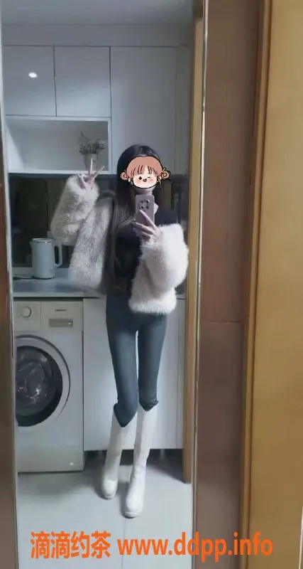 长沙楼凤资源信息,岳麓区小云朵，25岁162cm C罩杯，服务多样