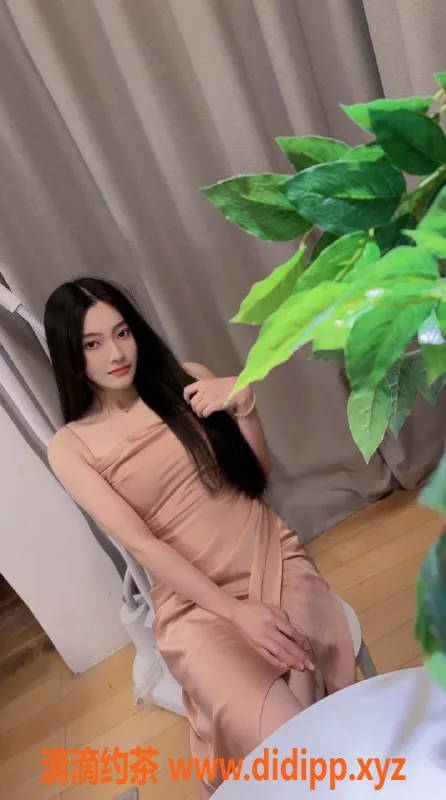 北京楼凤资源信息,朝阳芳芳，163身高C罩，陪浴服务享受！