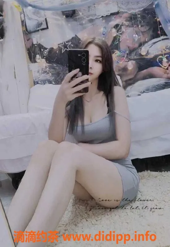 广州楼凤-天河甜甜老师，22岁165高挑美丽