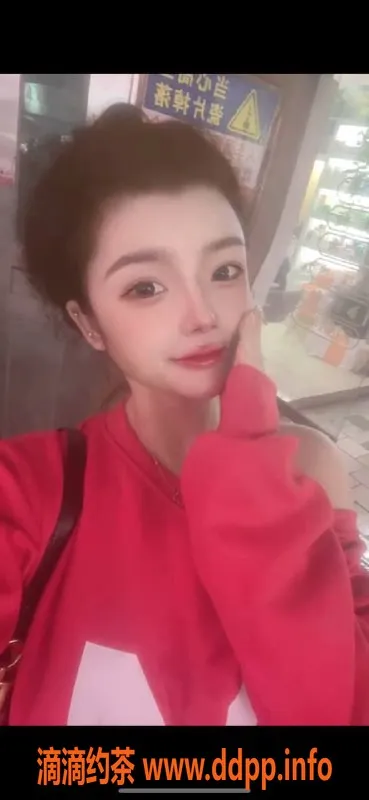 长沙楼凤资源信息,雨花区小乐乐，23岁168身高，B罩杯激情服务