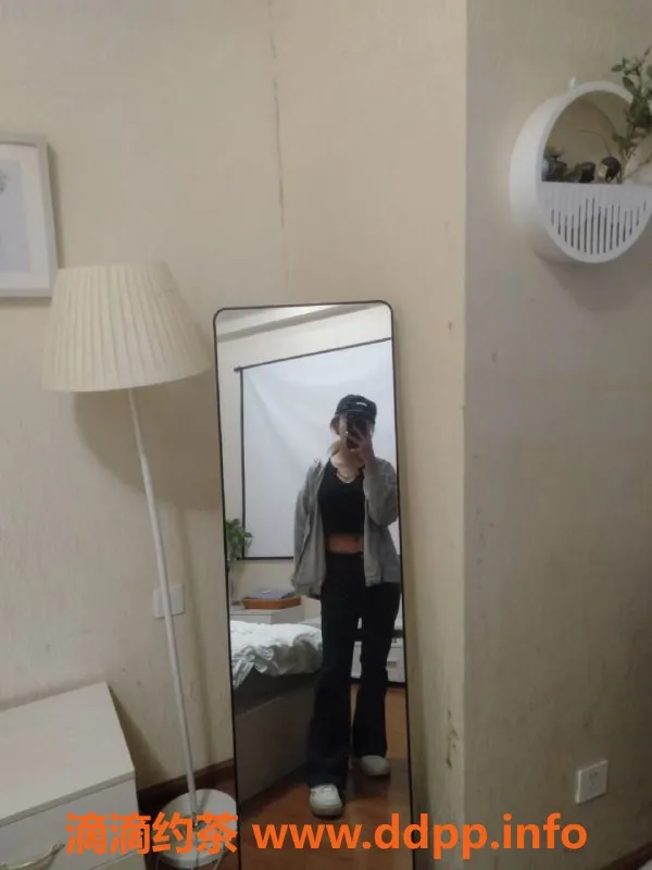 成都上门服务资源信息,【花名】 #小希
【编号】 #B491
#5p #未成年