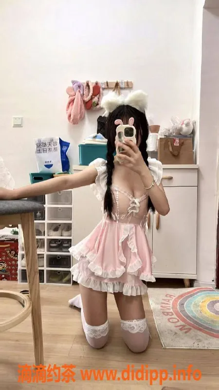 成都楼凤-成华区兮兮，女友车服务，超值体验