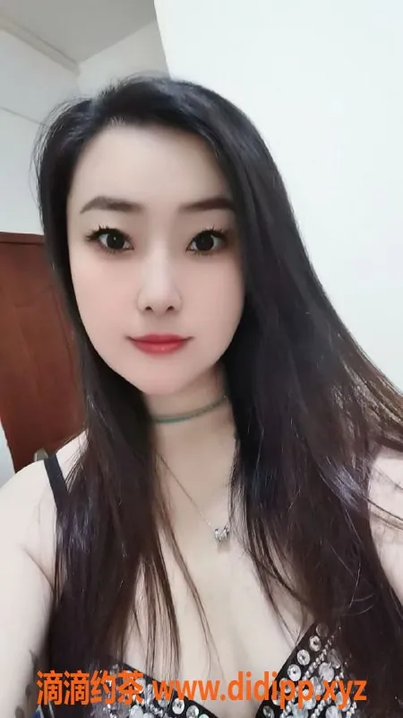 广州楼凤-越秀倩倩，69p美颜照，500元起服务体验