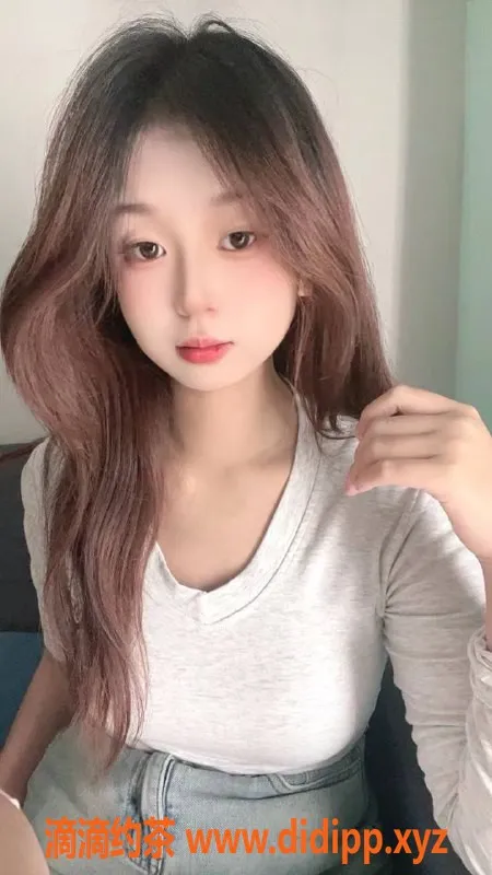 广州楼凤-番禺御姐舒芙，舌吻服务仅需700p