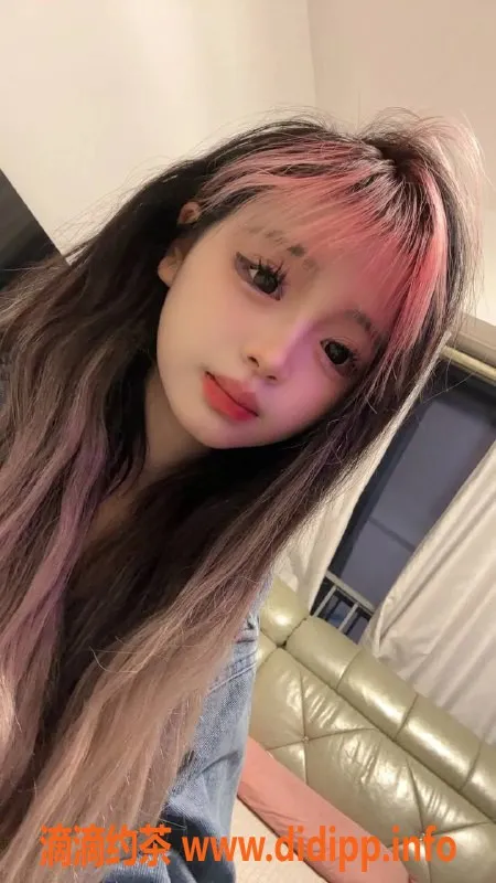 成都楼凤-成都嫩妹蕊蕊，身高163，600元体验！