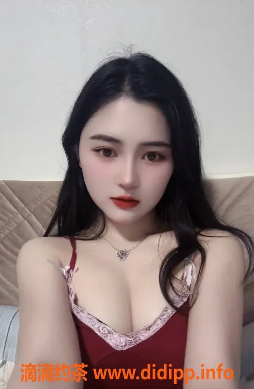 上海spa会所-浦东嫩妹专享：尽享SM艳舞与调情按摩