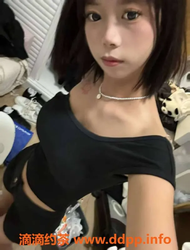 成都楼凤-成都骚骚，娇小妹儿，600元畅享嫩妹三件套