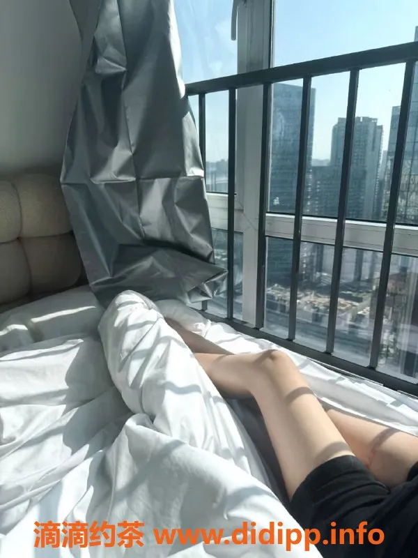 成都楼凤资源信息,成都骚骚，娇小妹儿，600元畅享嫩妹三件套