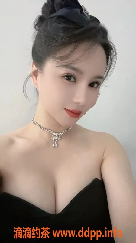 北京楼凤-朝阳晓心 免费体验大胸潮喷服务