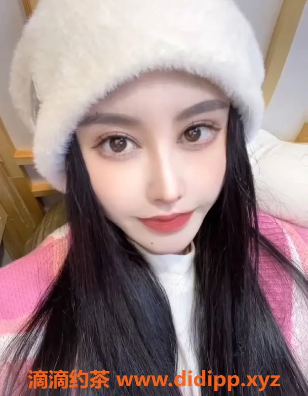 深圳楼凤-龙岗小贝壳老师，激情无套吹箫，千元起