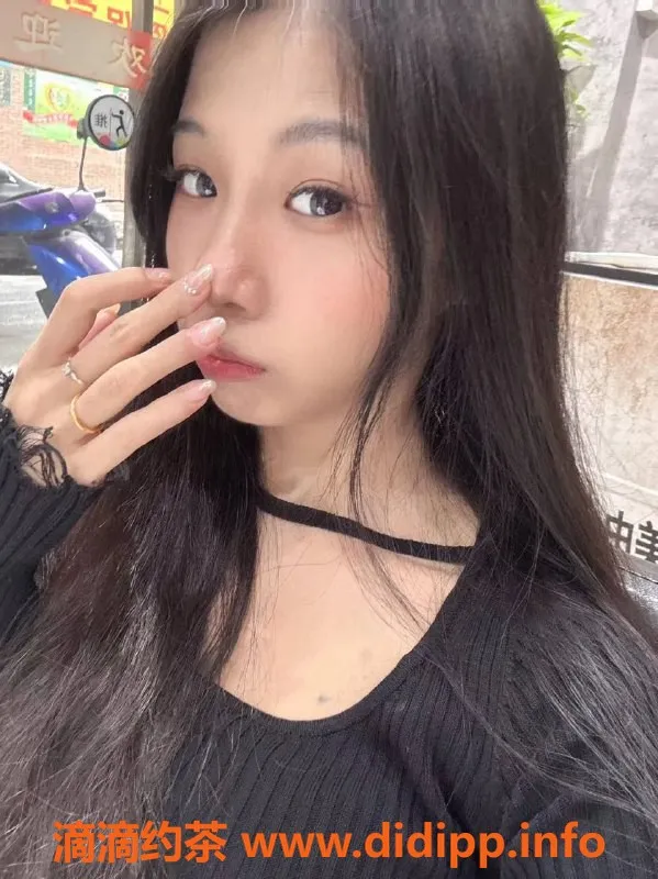 深圳楼凤-宝安嫩妹小葵，课费P800，服务超棒